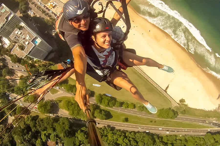 Rio de Janeiro: Paragliding Tandem Flight - Who will enjoy this most