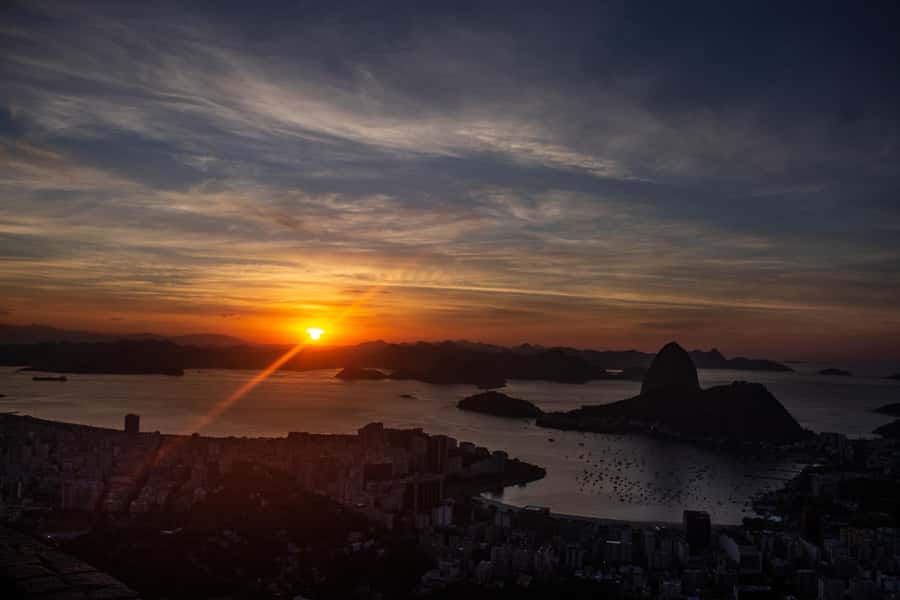 Rio de Janeiro: Private Sunrise Tour at Mirante Dona Marta - The ride up with a local guide