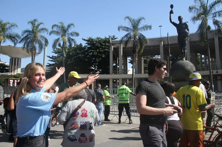 Rio de Janeiro: Rio's Icons Guided Tour with Tickets & Lunch - Key points at a glance