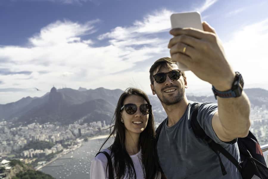 Rio de Janeiro: Rio's Icons Guided Tour with Tickets & Lunch - Why this tour works as a first day in Rio
