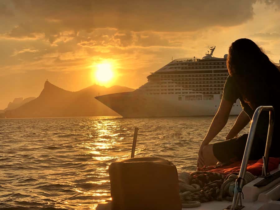 Rio de Janeiro: Sunset Sailing Tour - Swimming, sailing, and weather changes