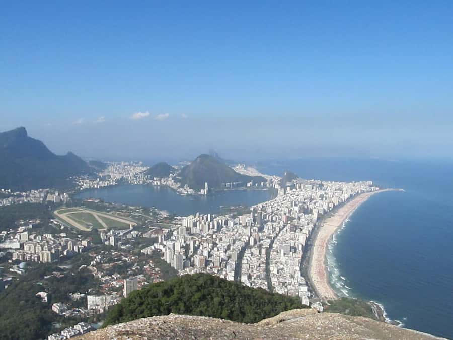 Rio de Janeiro: Vidigal Favela Tour and Two Brothers Hike - Who should book this experience