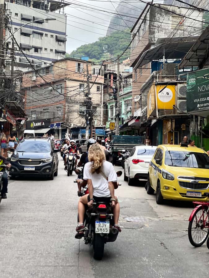 Rio: Favela Rocinha Tour with Local Guide & Secret Spots - Who should choose this Rocinha tour?