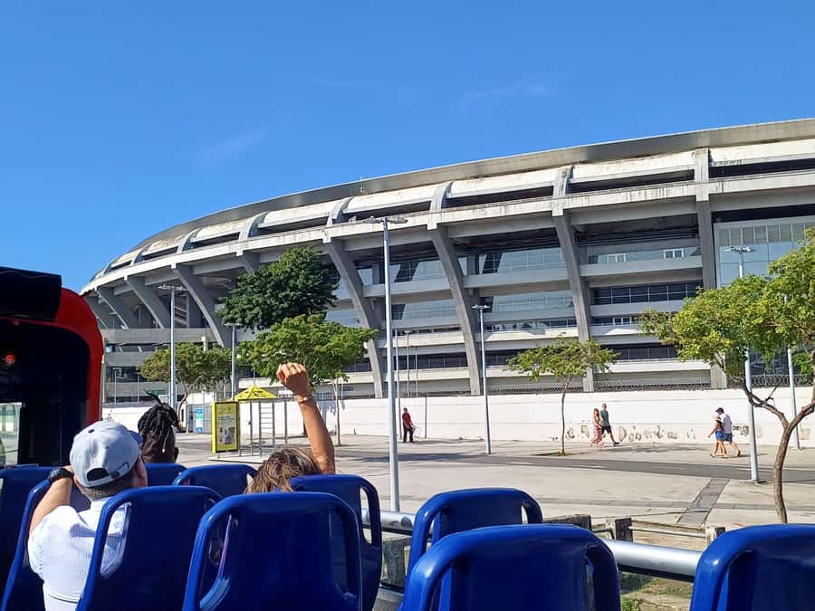 Rio Samba Bus: hop-on hop-off city tour in Rio de Janeiro - Cinelândia, Lapa, and the old center