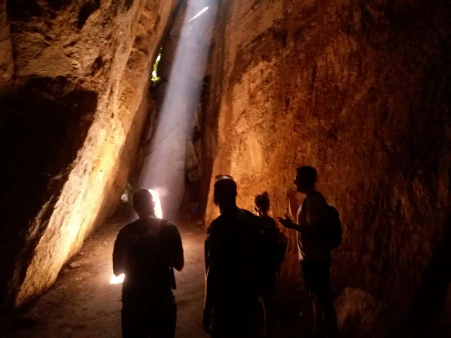 Rio: Tijuca Forest Small Group Hike to Caves and Waterfalls - Cova da Onça and the forest’s quieter history