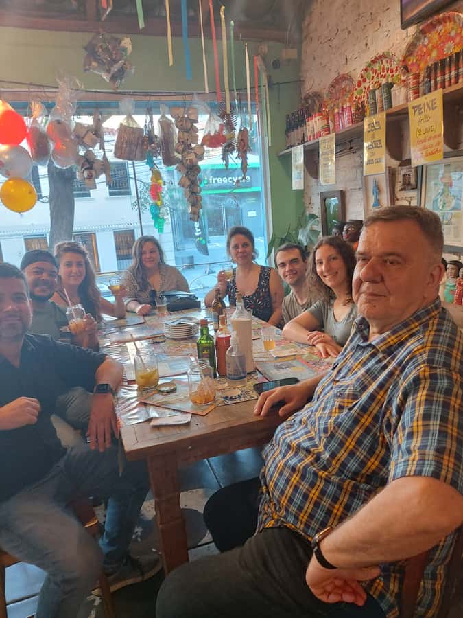 São Paulo: Bar and Street Art Crawl with Local Guide - What Leticia adds to the experience