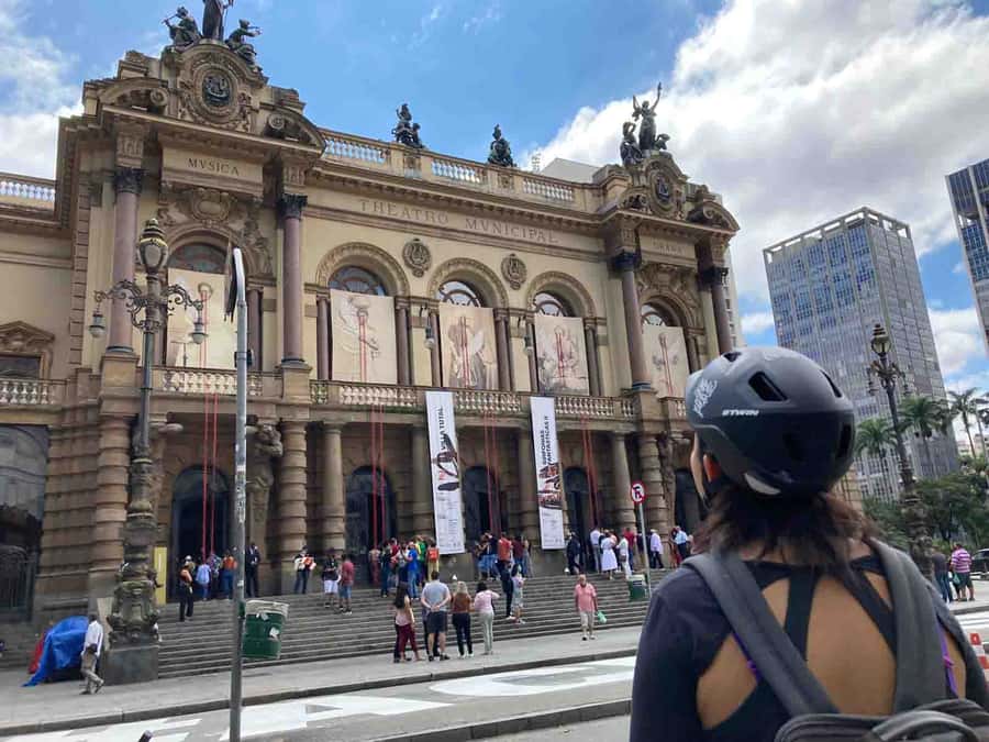 São Paulo: Downtown Historical Bike Tour - Key points to know before booking