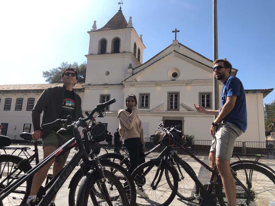 São Paulo: Downtown Historical Bike Tour - Safety, fitness, and what the ride feels like