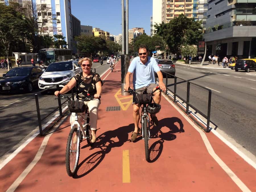 São Paulo: Downtown Historical Bike Tour - Pátio do Colégio and Sé Cathedral