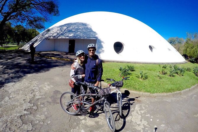 Street Art and Park Bike Tour - From bohemian streets to Batman Alley