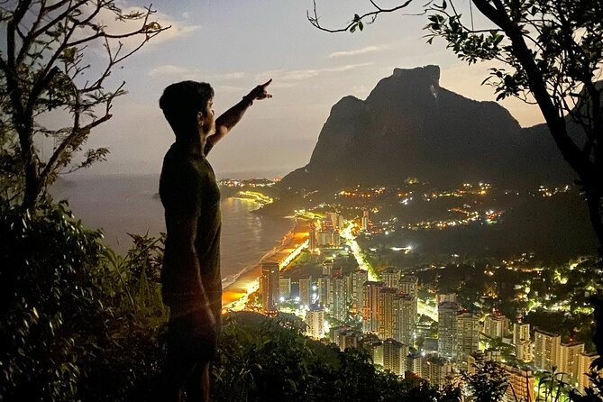 Sunrise and Sunrise Walk Two Brothers with Local Guide - Meeting in Vidigal before dawn