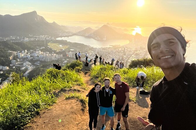 Sunrise and Sunrise Walk Two Brothers with Local Guide - How the guides shape the morning