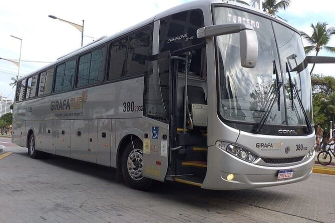 Transfer leaving from the Fortaleza waterfront to Beach Park - Arriving at Beach Park